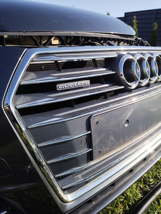 Капот А4 Б9 a4 b9 фари телевізор крило Audi A4