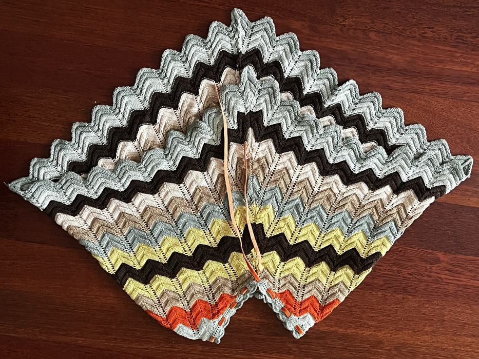 Ponczo dziewczęce marki Jackpot