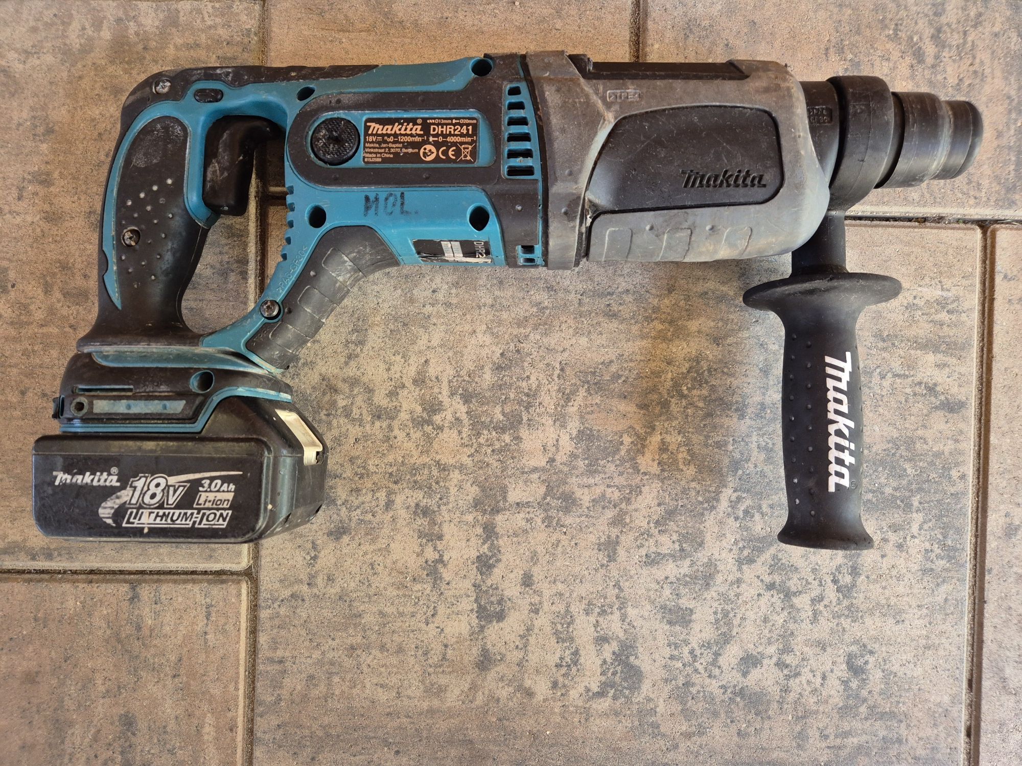 DHR241 Makita młotowiertarka z akumulatorem