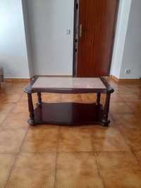 Mesa de centro em mármore