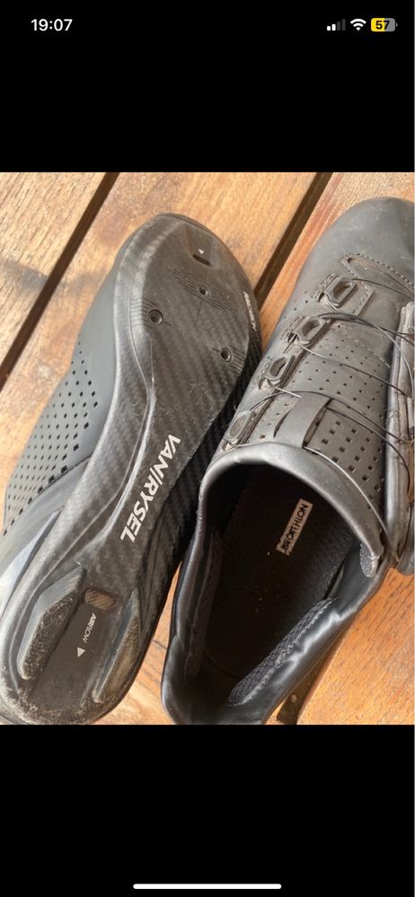 Botas de ciclismo pretas