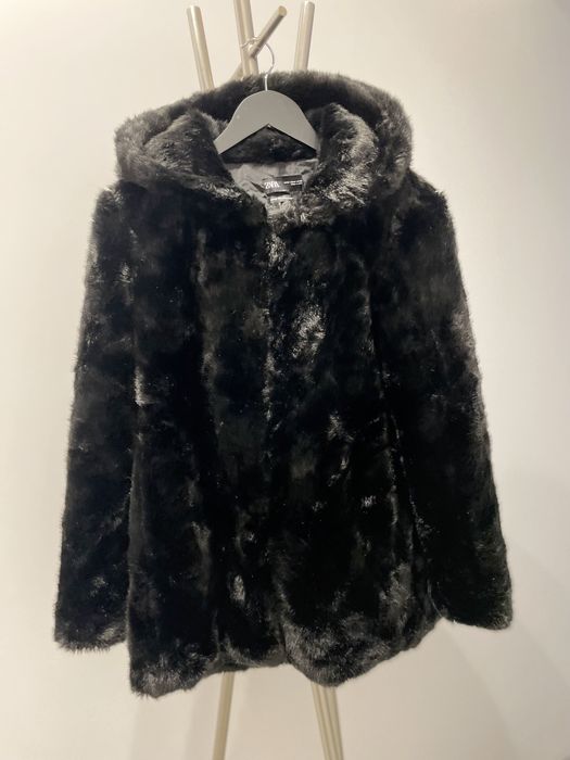 Zara futro z kapturem M/38