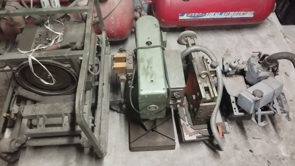 Urządzenia warsztatowe kompresor nitownica silnik