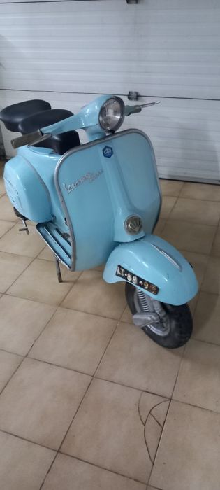 Vespa super 150.