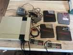 Nintendo NES,4 gry ,2pady zestaw
