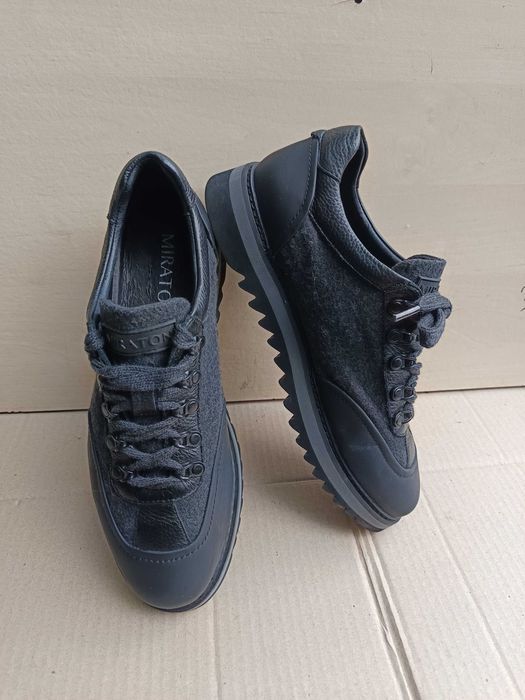 Чоловічі туфлі, кросівки MIRATON розмір 40, довжина устілки 27см.