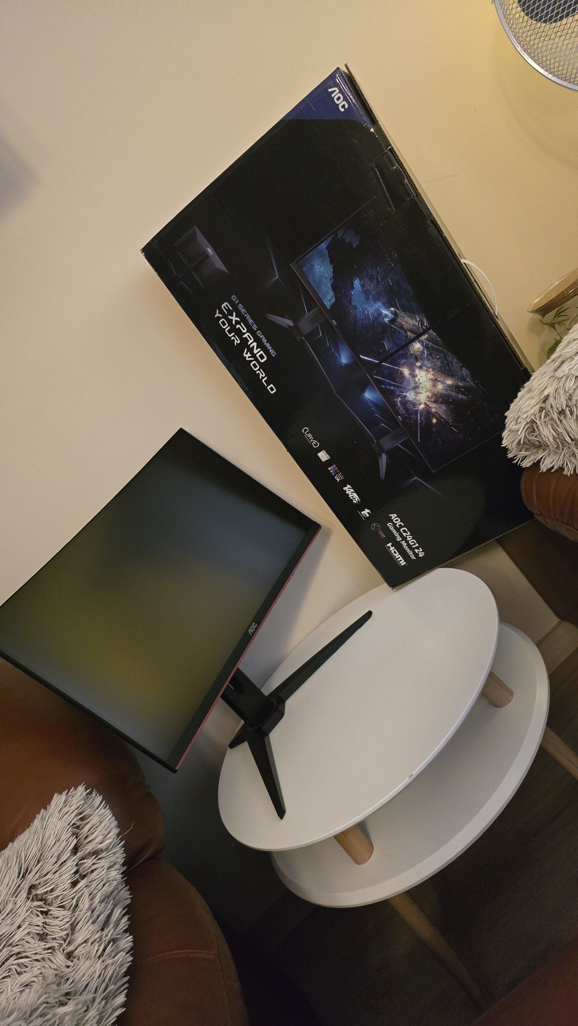 Monitor Gamingowy AOC 144Hz 24 cale Curved