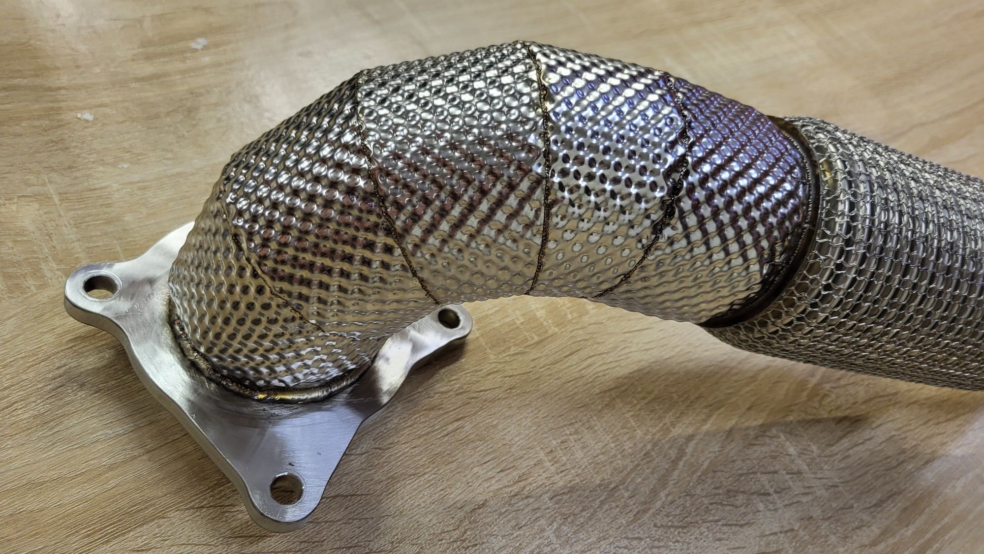 Даунпайп Volkswagen Passat B6 B7 1.8 2.0 TFSI Downpipe HEAT SHIELD