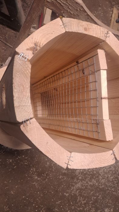 Budki dla papug do nimfy jak i falistych