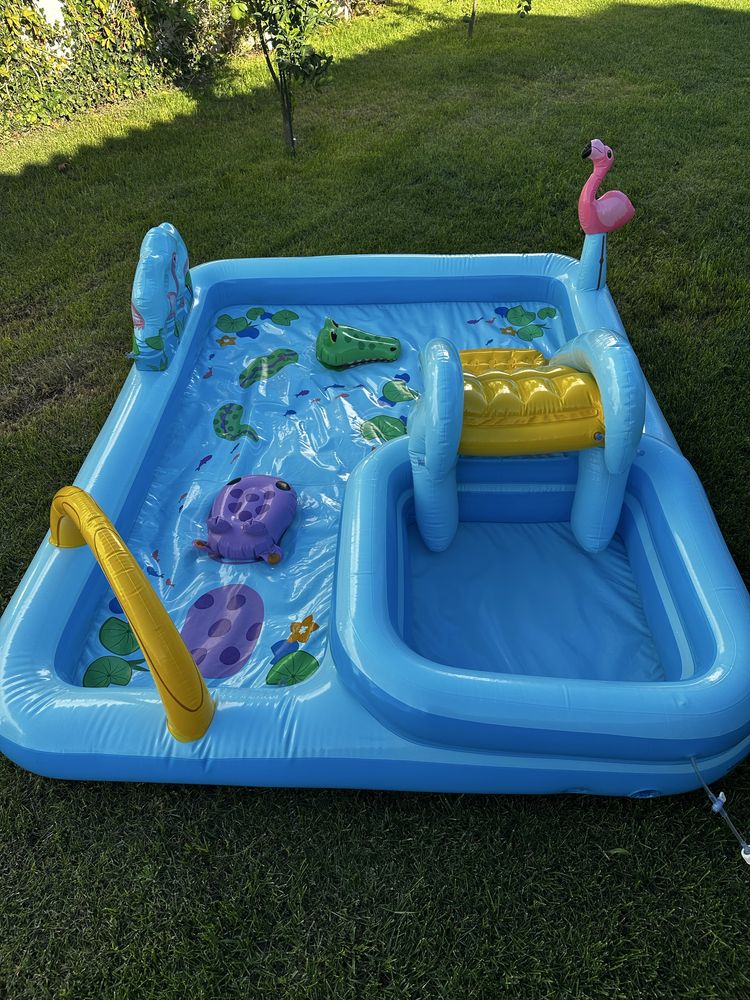 Piscina de criança
