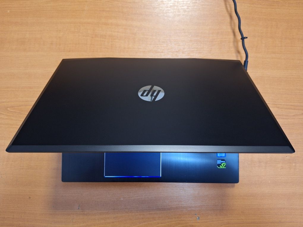 HP Pavilion Gaming 15-cx0132ur i5-8300H GTX 1050 2Gb DDR4 16Gb