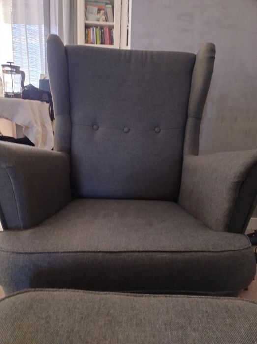 Fotel z podnóżkiem