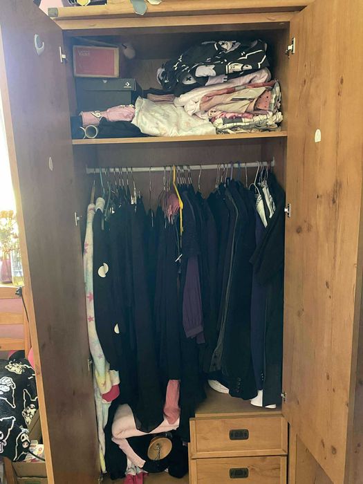 Zestaw mebli, komoda, szafa, biurko, 2 szafki wiszące