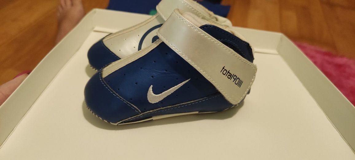 Nike bebê total90lll