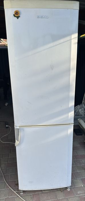 Продам холодильник б/у