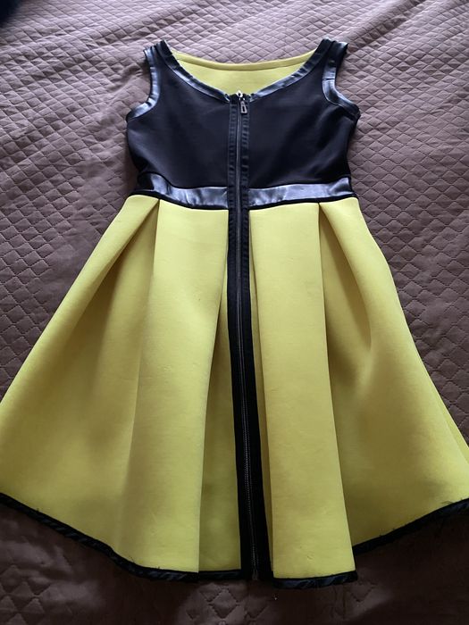 Сукня жіноча/дитяча