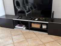 Dois móveis Tv Ikea