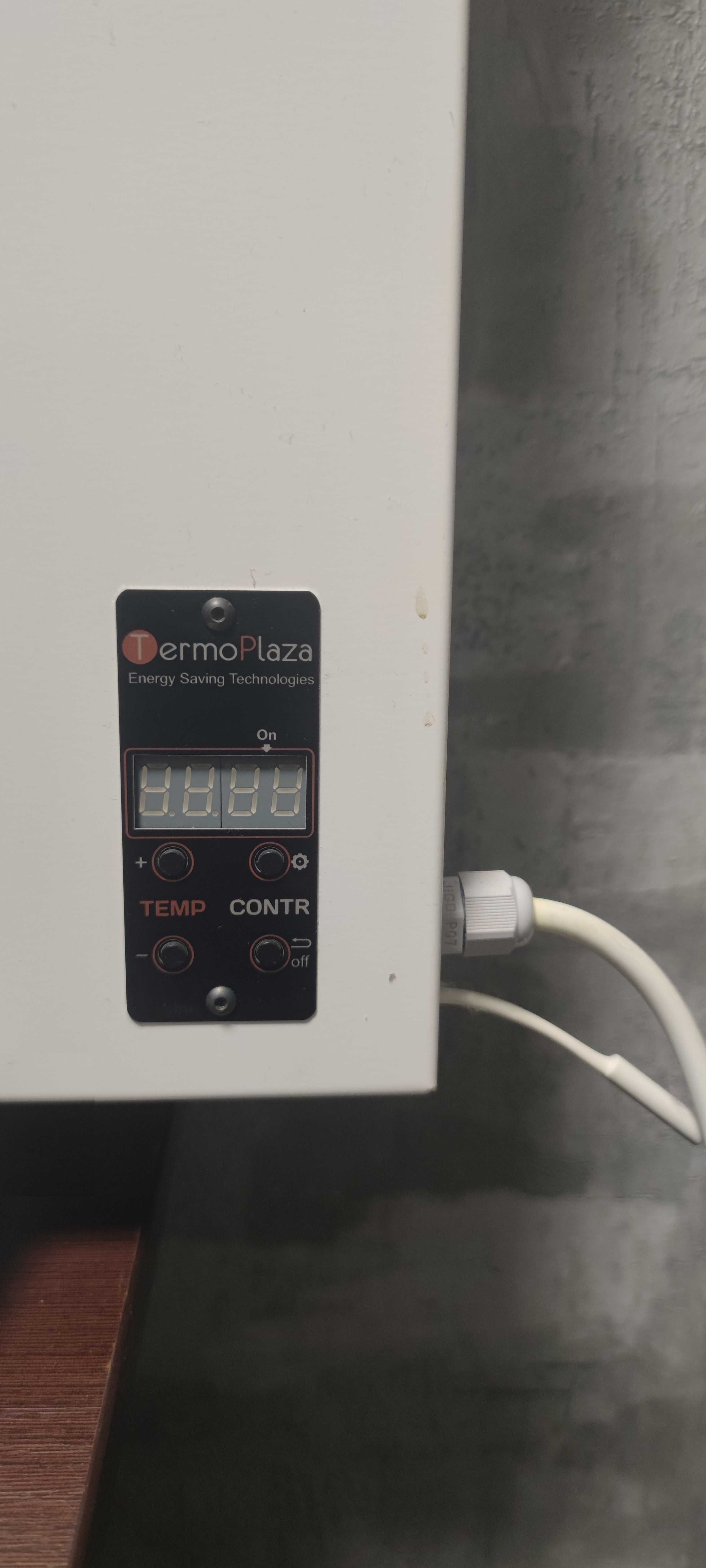 Обогрівач TermoPlaza STP 700 з програматором.
