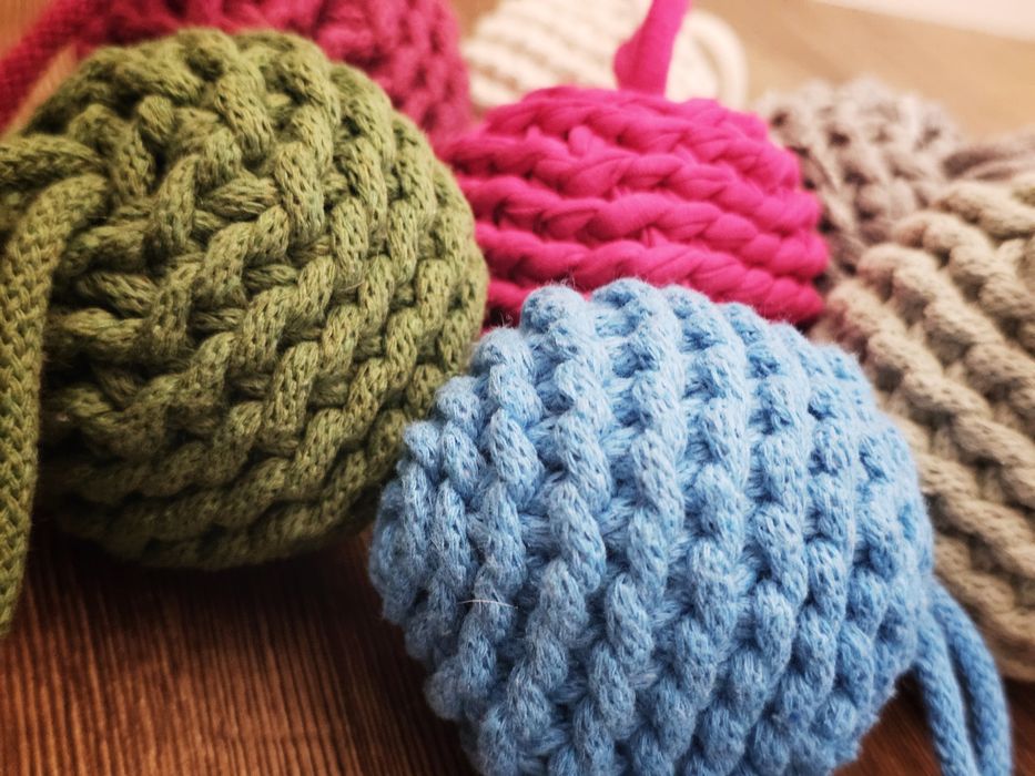 Bombki na szydełku-różne kolory