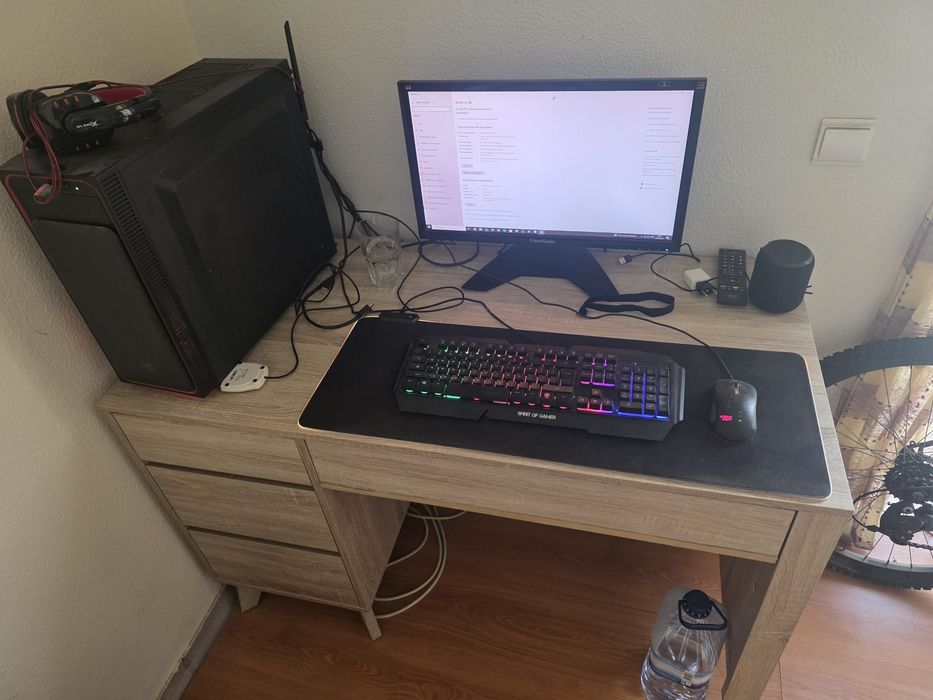 Vendo PC gamming e secretária