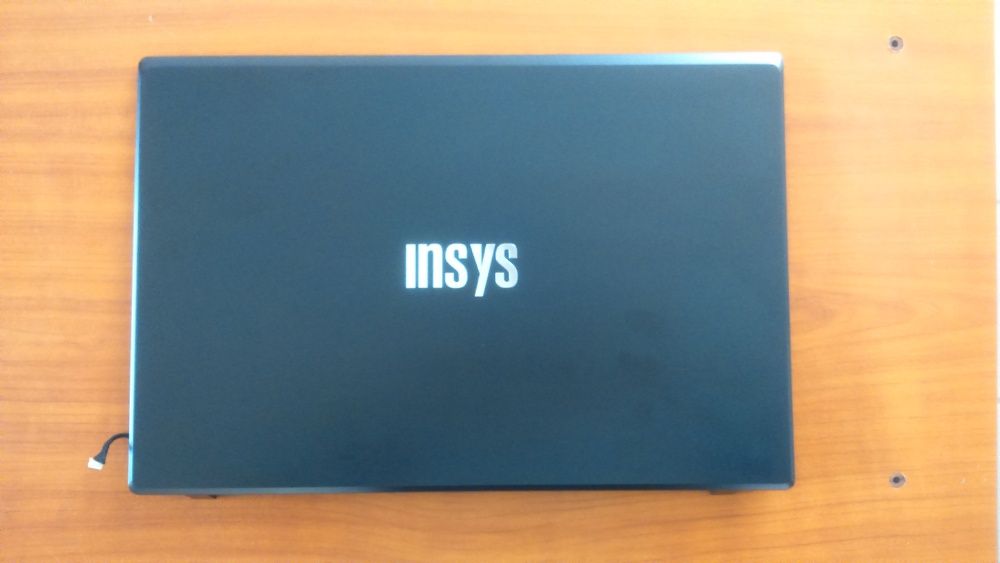 Computador INSYS W76TUN