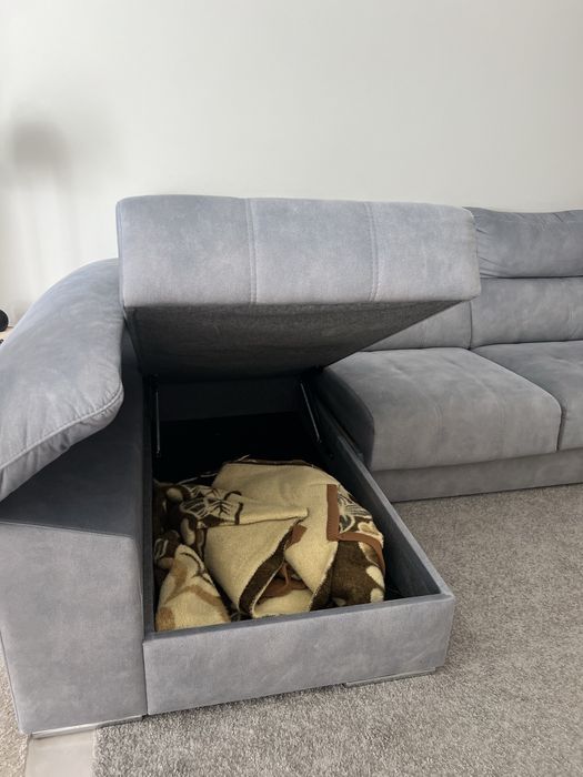 Sofa com Chaise-Loungue