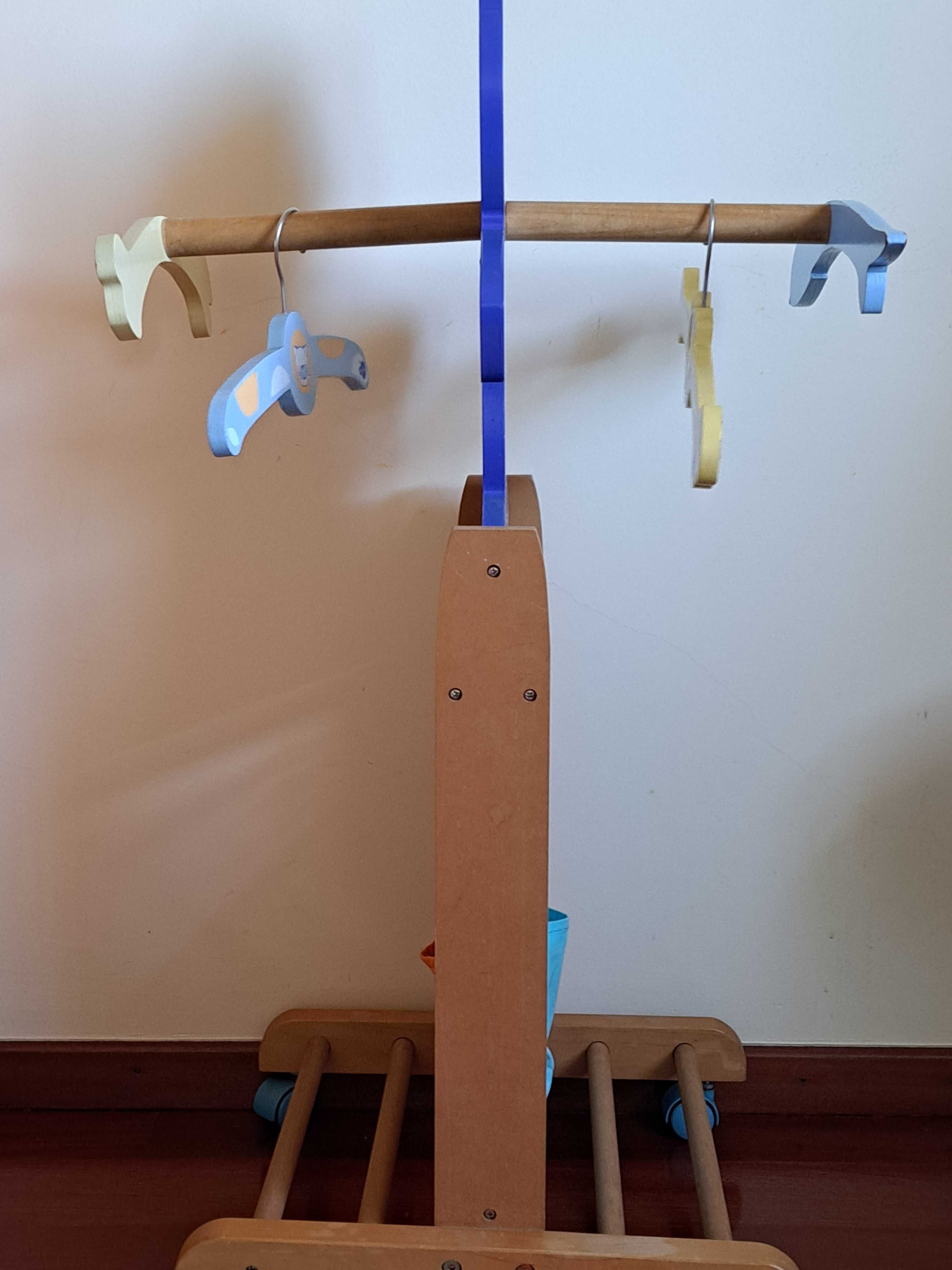 Cabide de crianca - só 4€