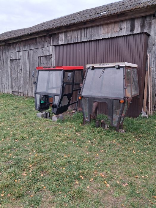 Kabina do ciągnika c330i 360 z  Firmy koja Sokółka Mocowana na Poduszk
