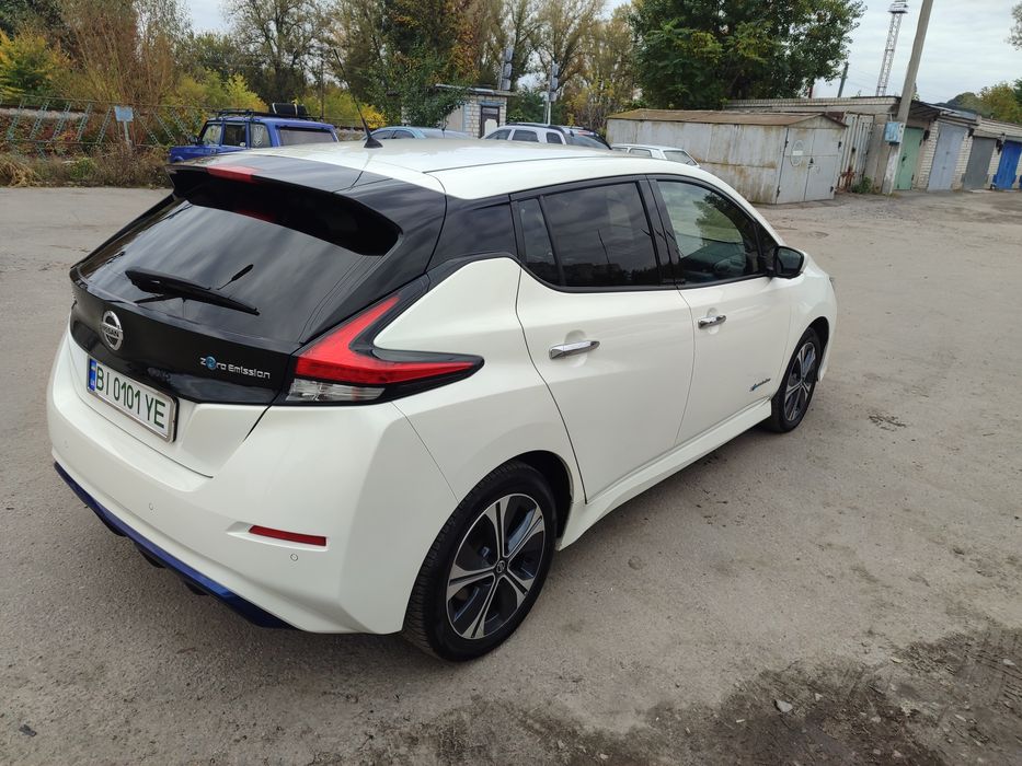 Nissan leaf 09.12.2019 рік 62kw