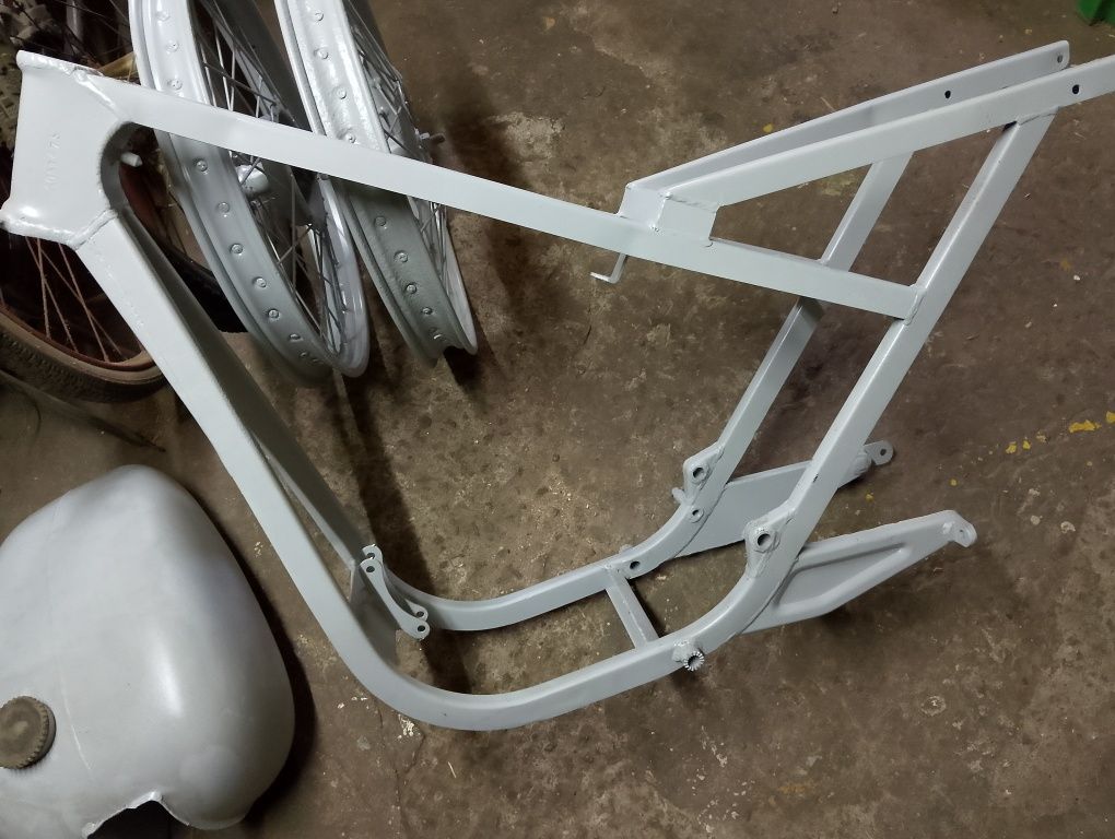 WSK 125 części w dobrym stanie
