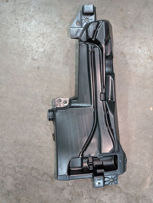 Бачок омывателя Tesla Model 3 highland 2024