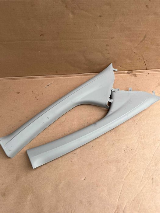 Osłona słupka lewa/prawa FORD KUGA Mk1