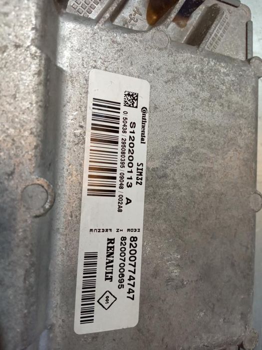 Centralina motor / ECU RENAULT Twingo II (CN0_)