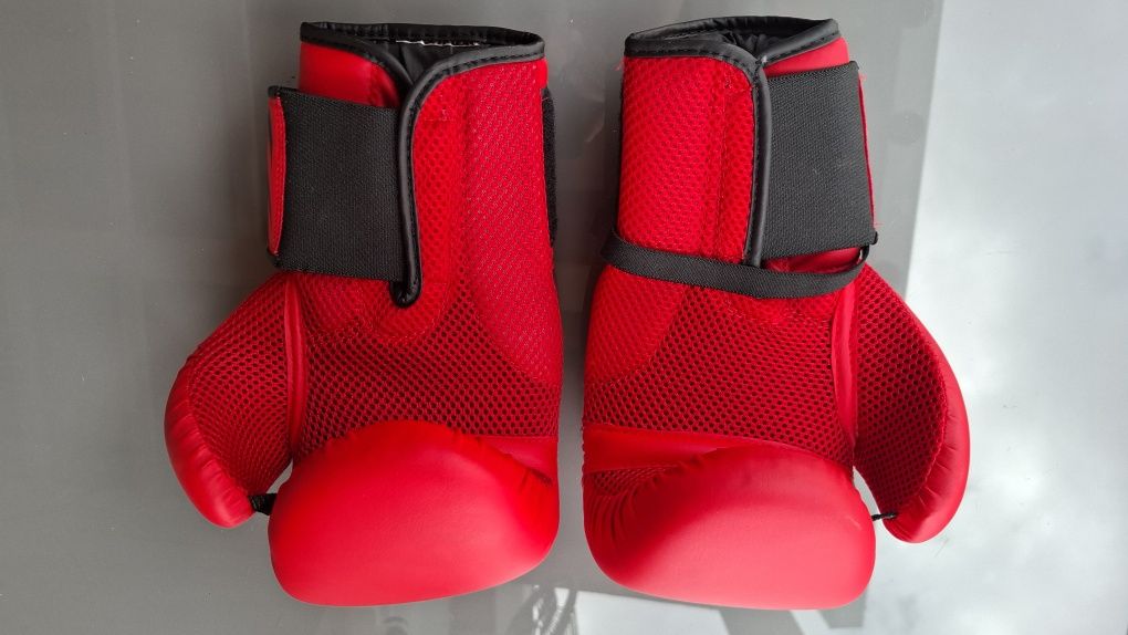 Saco e luvas boxe