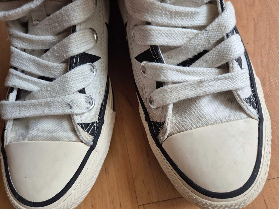 Trampki Converse High-Top w Gwiazdy CO411A1Z1-B11 Converse