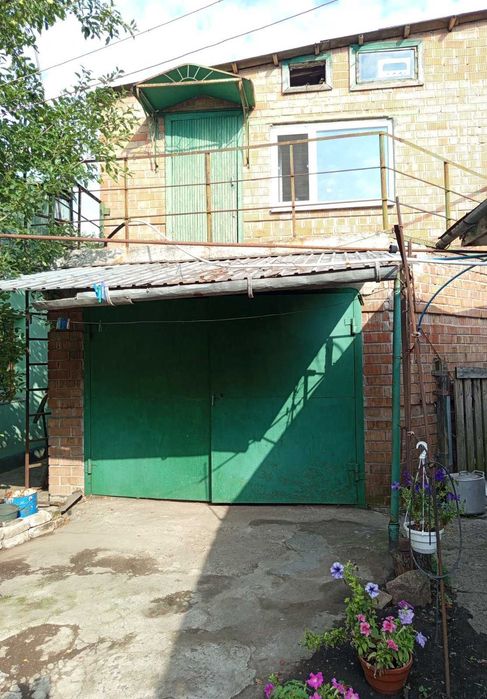 Продам будинок на Мирному