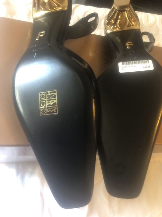 Sapatos femeninos novos com etiquetas