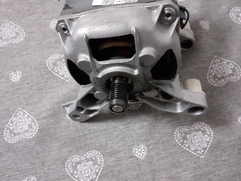 Wyprzedaż - Silnik pralka Whirlpool AWO/D 043  - oryginał