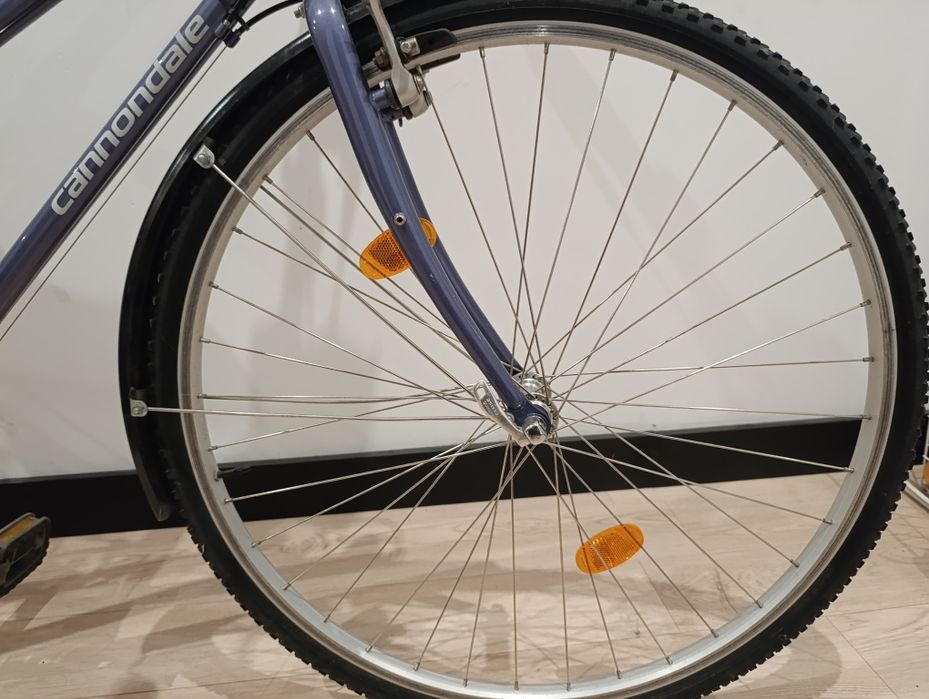 Rower miejski/trekkingowy cannondale 3x7