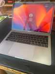 MacBook Pro 13” 2017 | i7 • 16GB RAM • 512GB SSD | Excelente Estado