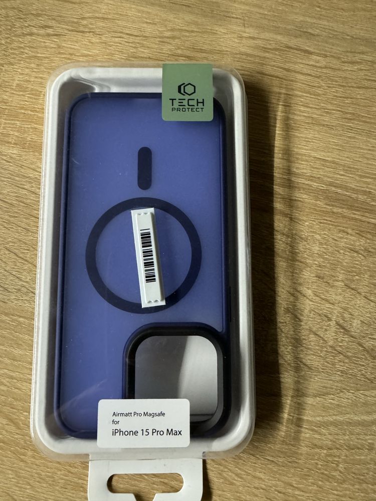 Oryginalne etui do telefonu Iphon 15pro max