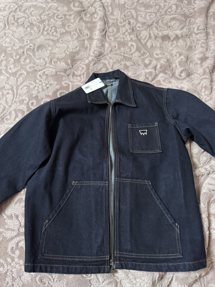 Куртка джинсова Levi’s L (нова)