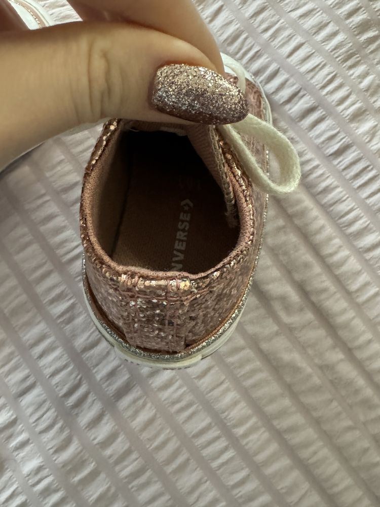 Buty sznurowane 21
