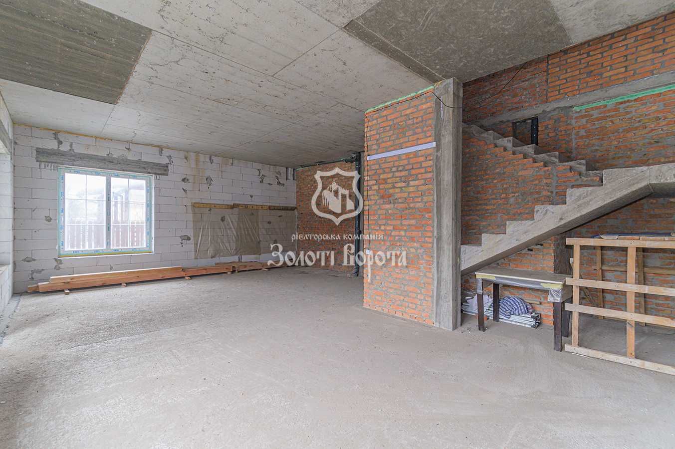 Будинок 2 поверхи. 136-а Садова. Метро 700м. Осокорки. Дарницький р-н