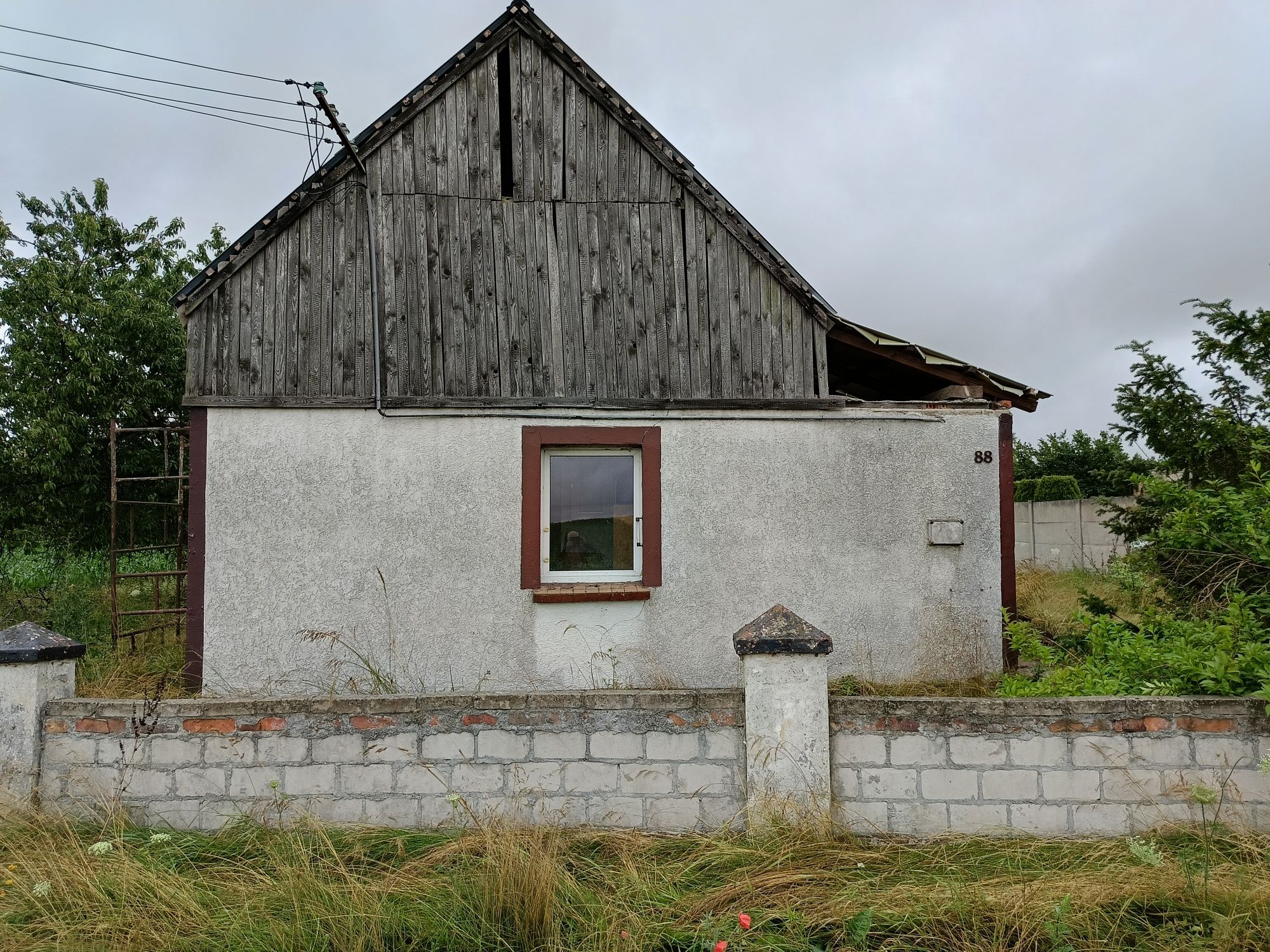 Dom jednorodzinny 70 m2 na działce 10 ar