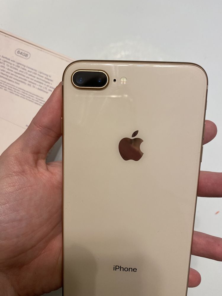 iPhone 8 plus 64GB