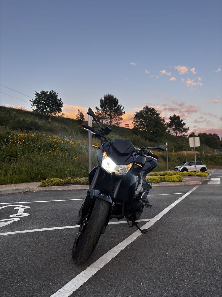 Kawasaki Z750 carta A2 35kw