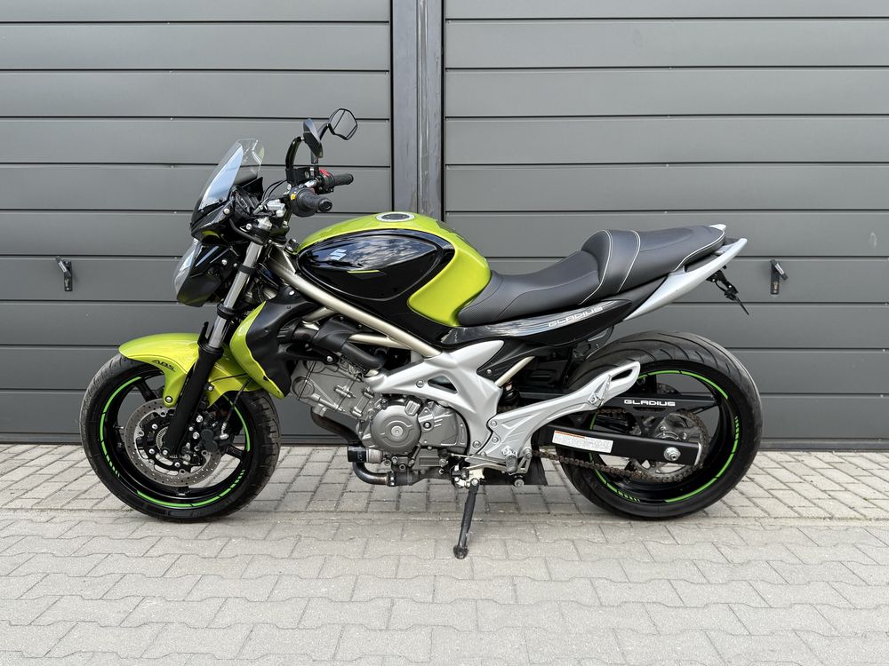Suzuki SFV Gladius 650 z 2010r abs Niemcy piekny