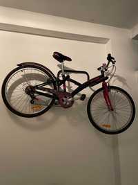 Bicicleta marca BTWIN 24’’ criança 9-12 anos