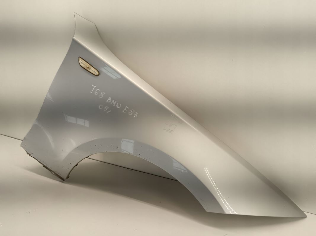 Błotnik Prawy Przedni Bmw 1 E81 E82 E88 E87/03-12